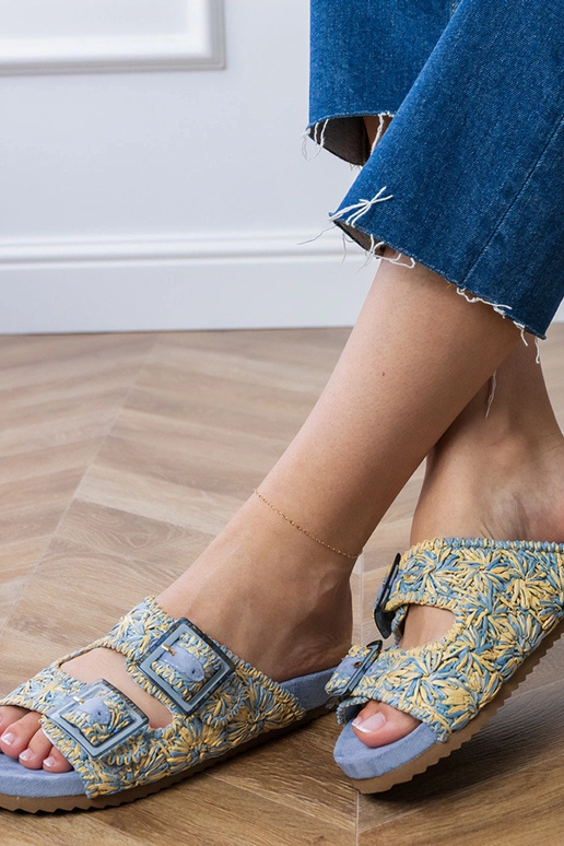 Modré pletené šľapky so sponkami na...