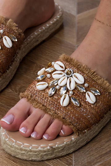 Hnedé pletené espadrilky so mušľami Morsa