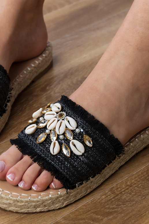 Čierne espadrilové šľapky s mušľami,...