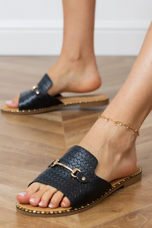 Čierne ploché šľapky so širokým...