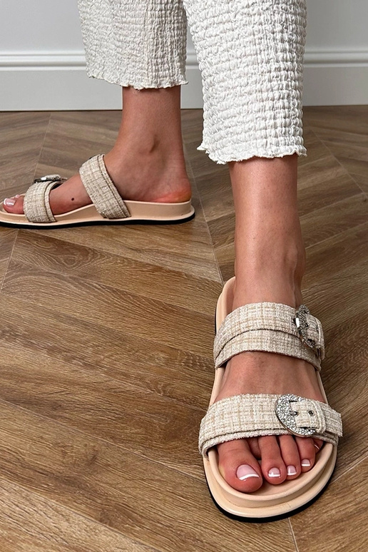 Pieskové šľapky s popruhmi a zirkónmi...