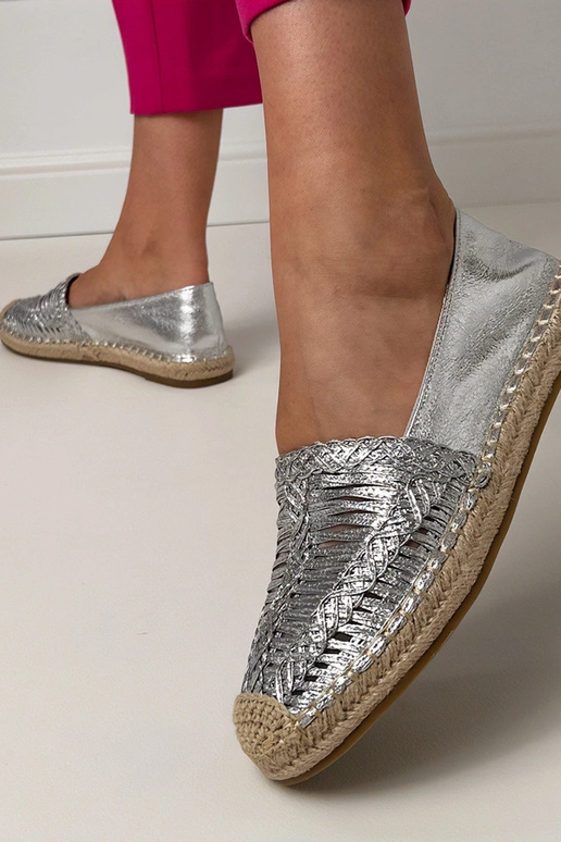 Strieborné čipkované espadrilky na...