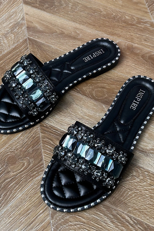 Čierne šľapky zdobené kryštálmi Zurab