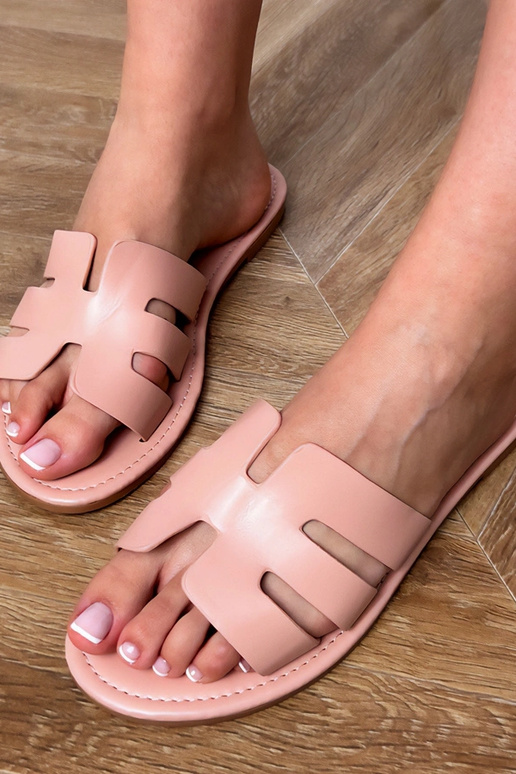 Ružové šľapky s výrezmi Ragos