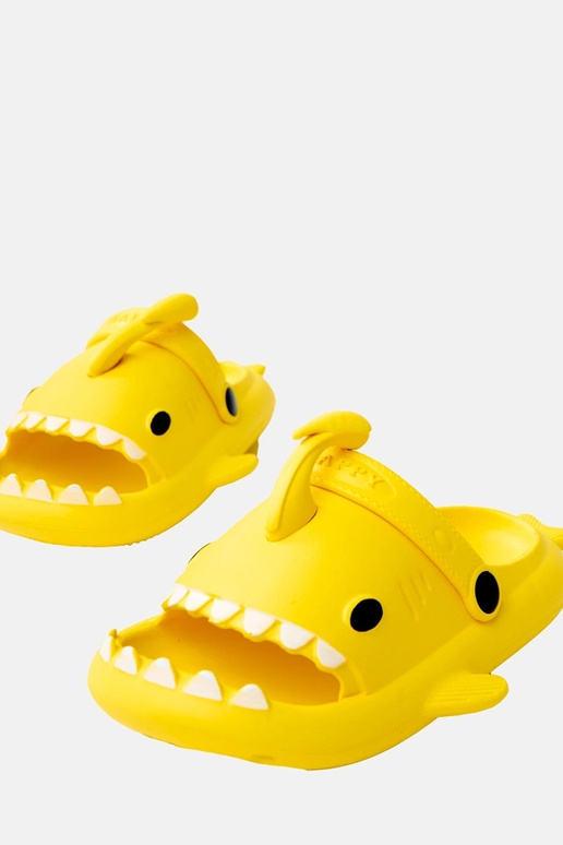 Žlté detské šľapky s motívom žralokov...