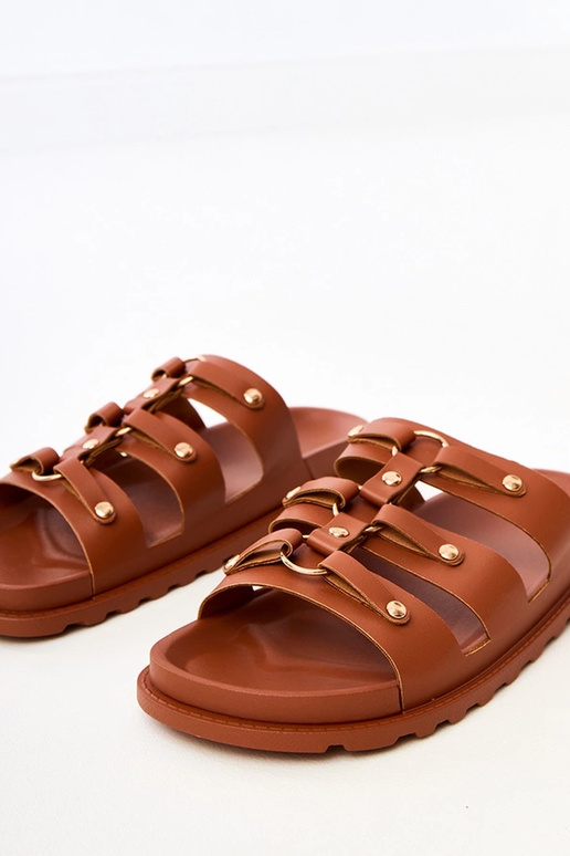 Hnedé rímske šľapky s nitmi Elenois