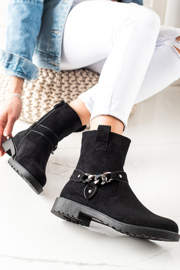 Klasický model dámske čižmy... 2