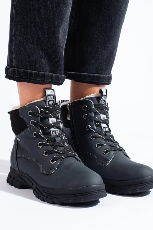 Športový štýl Dámske čižmy čierna