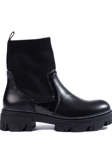 Dámske čižmy s pružným...