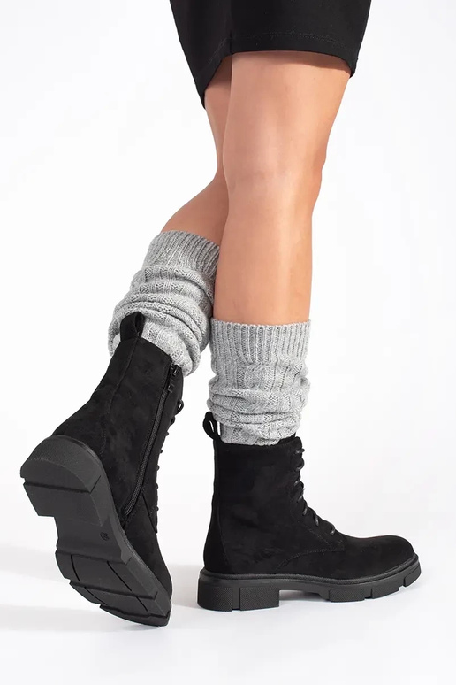 Semišové dámske topánky so šnúrkami