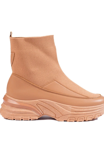 Športový štýl dámske čižmy...