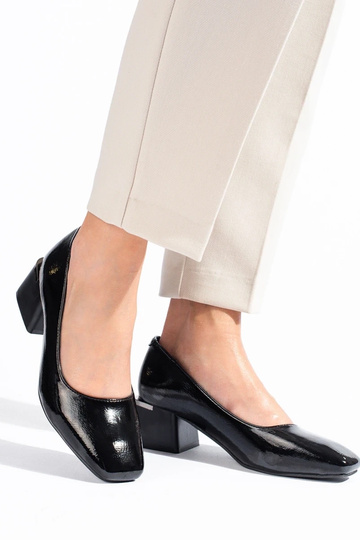 Topánky na vysokom opätku... 2