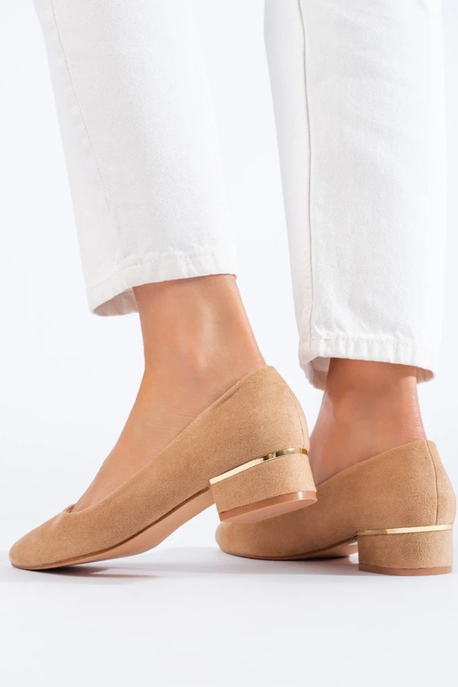 Klasický model vysokých podpätkov...