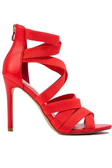 sandále na tenkom podpätku...