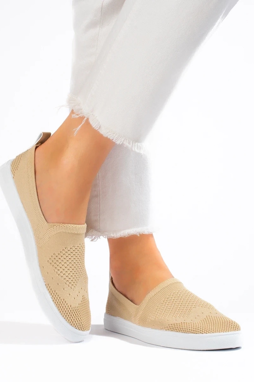 s prelamovanými prvkami Dámska obuv...