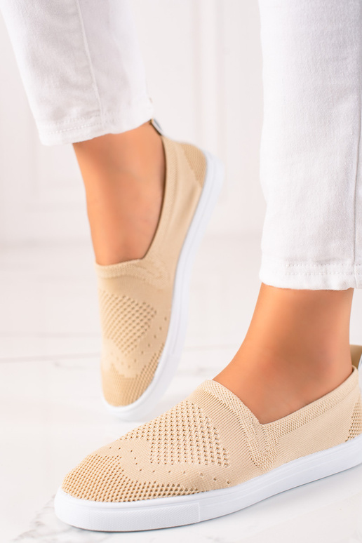 s prelamovanými prvkami Dámska obuv...