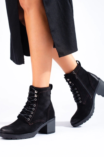 so šnúrkami dámske čižmy na... 2