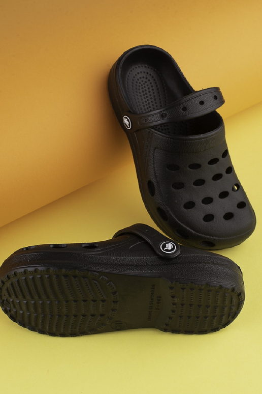 Papuče Shelovet čiernej farby