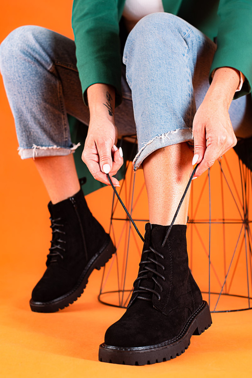 Čierne dámske semišové topánky