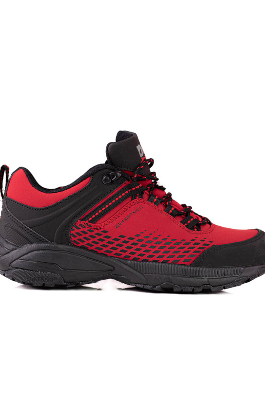 Červené trekingové topánky na hrubej... Červené trekingové topánky na hrubej...