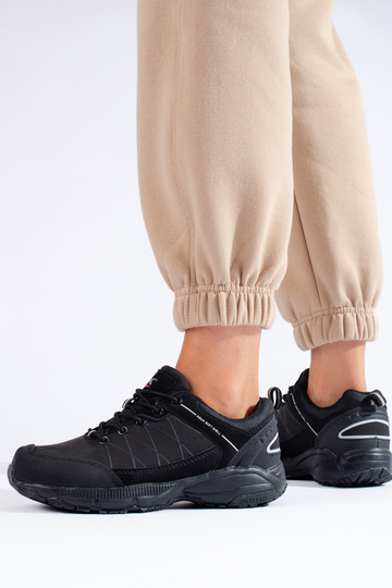 Čierne nepremokavé... 2