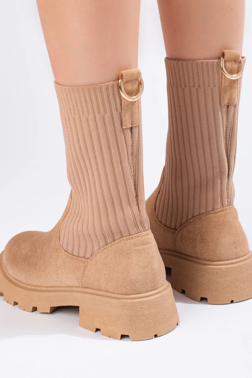 zo semišu dámske čižmy s pružným... zo semišu dámske čižmy s pružným...