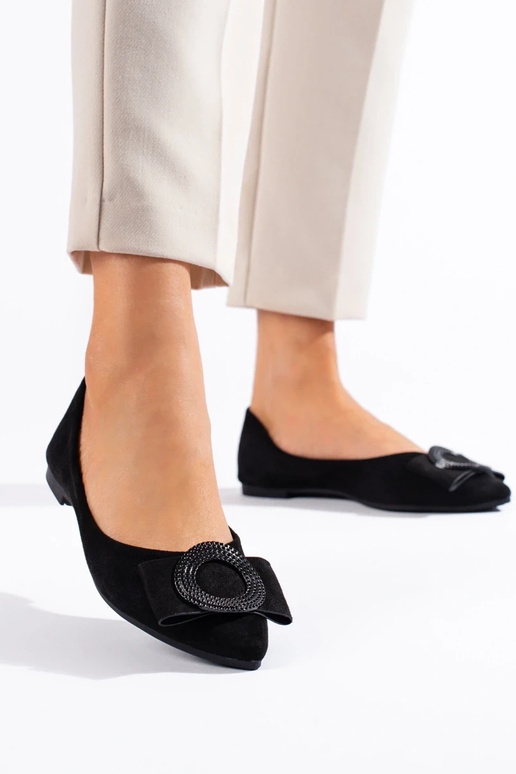 vyrobené zo semišovej baleríny... vyrobené zo semišovej baleríny...