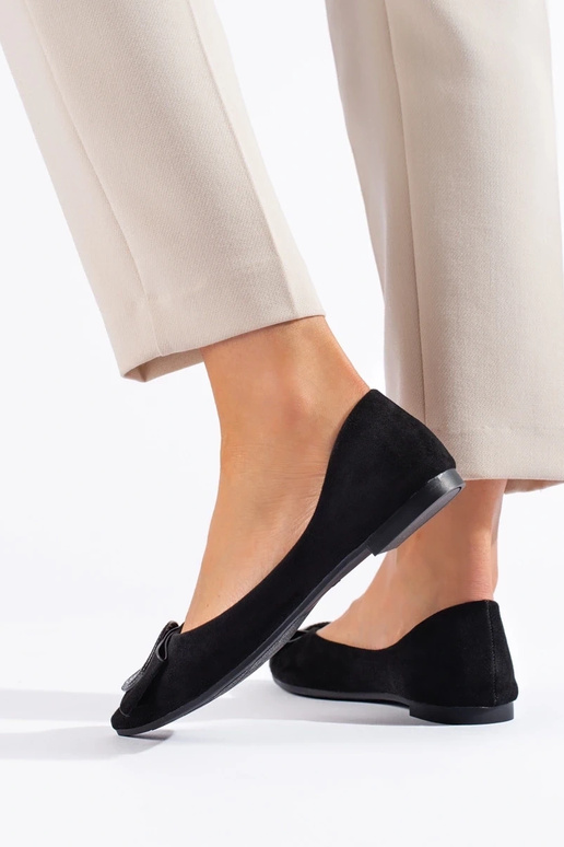 vyrobené zo semišovej baleríny... vyrobené zo semišovej baleríny...