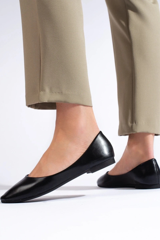 Klasický model čiernych balerínok