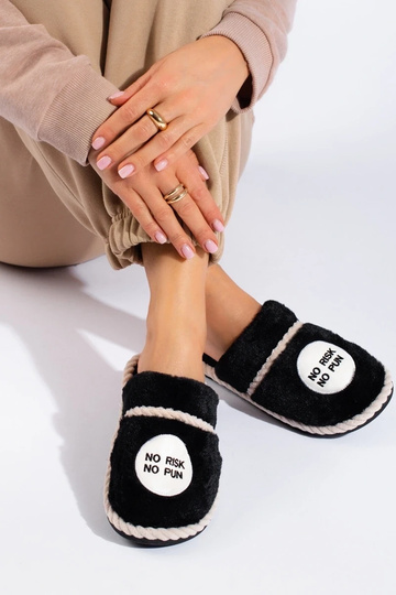 čierne dámske papuče s... 2