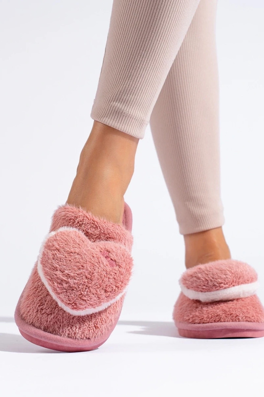 ružové dámske papuče so srdiečkami...