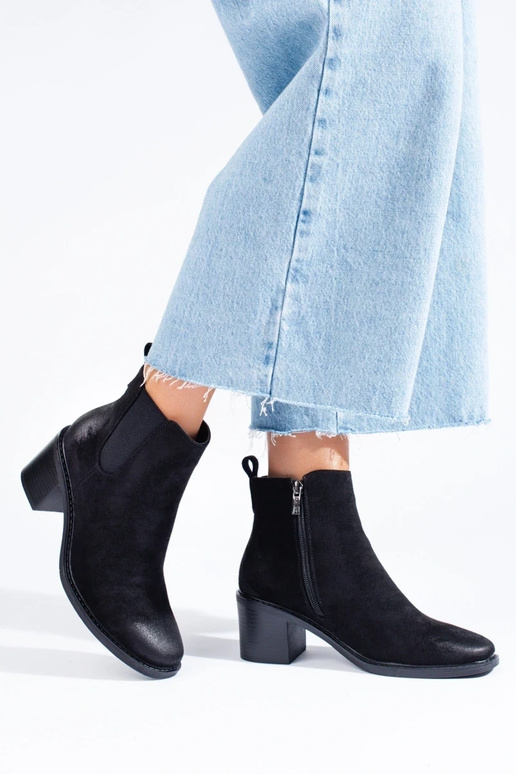 čierna Dámske čižmy na päte čierna Dámske čižmy na päte