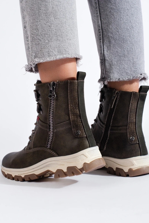 so šnúrkami čižmy s ozdobným zipsom... so šnúrkami čižmy s ozdobným zipsom...