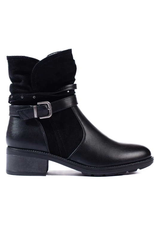 Dámske čižmy s ozdobným pruhom