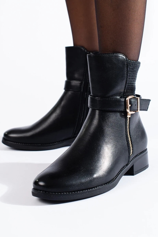 Dámske čižmy nad členkom plochý čierna