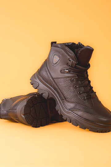 čierne zimné topánky pre mužov 2