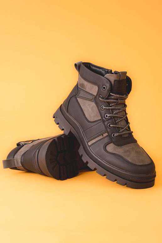 Pánske topánky izolované kožou šedej...