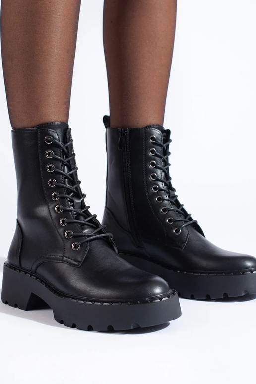 Klasický model čiernych dámskych... Klasický model čiernych dámskych...