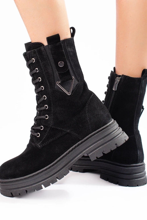 Vysoké dámske topánky z pravej kože v... Vysoké dámske topánky z pravej kože v...