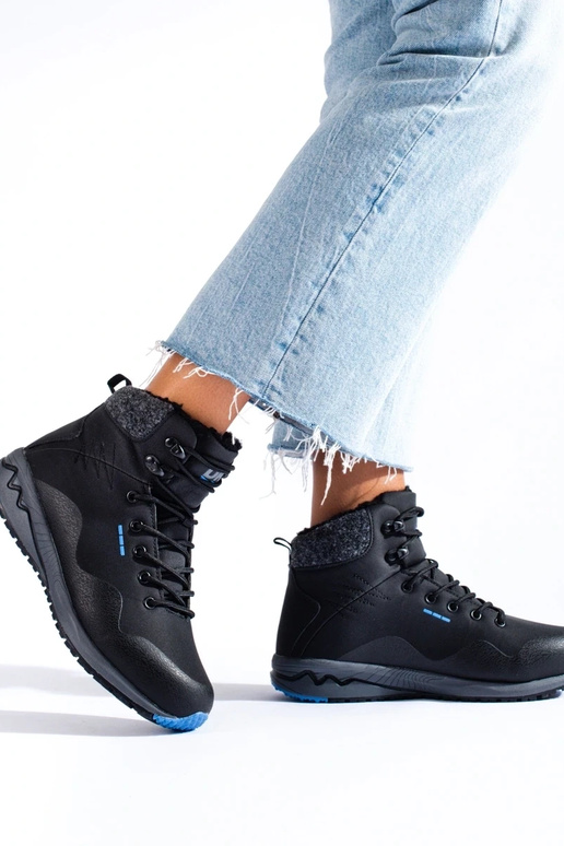 vyteplené vysoké trekingové čižmy...