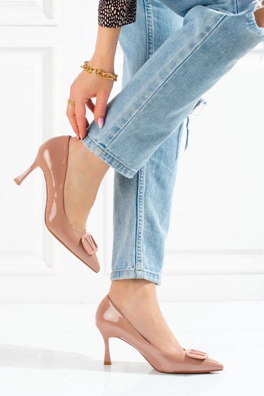 Béžové topánky na vysokom opätku Vinceza Béžové topánky na vysokom opätku Vinceza