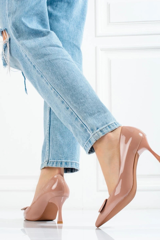 Béžové topánky na vysokom opätku Vinceza Béžové topánky na vysokom opätku Vinceza