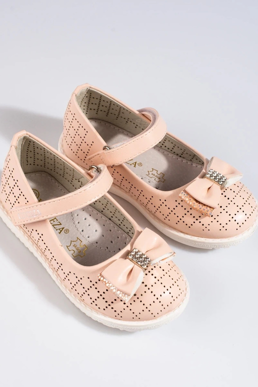 balerína Vinceza s ažúrovými prvkami