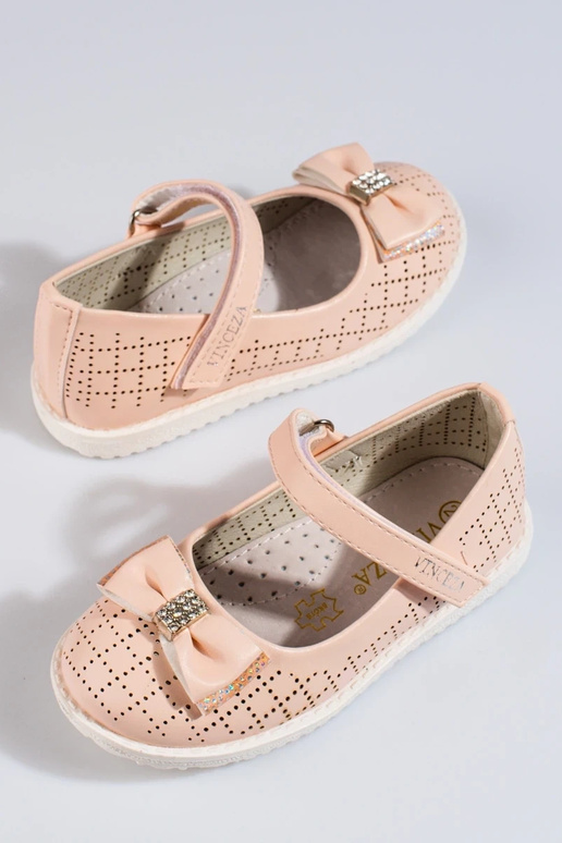 balerína Vinceza s ažúrovými prvkami