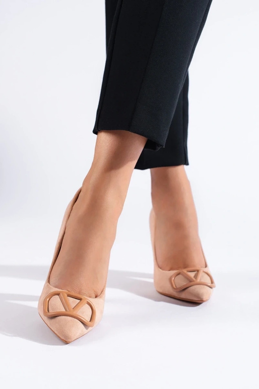 Topánky na vysokom opätku Vinceza v... Topánky na vysokom opätku Vinceza v...