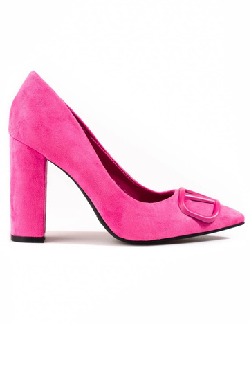 Semišové topánky na vysokom...