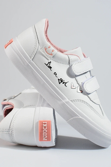 Topánky v športovom štýle... 2