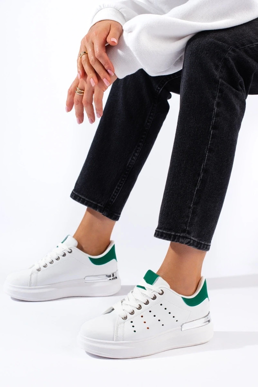 biele Tenisky model topánky na...