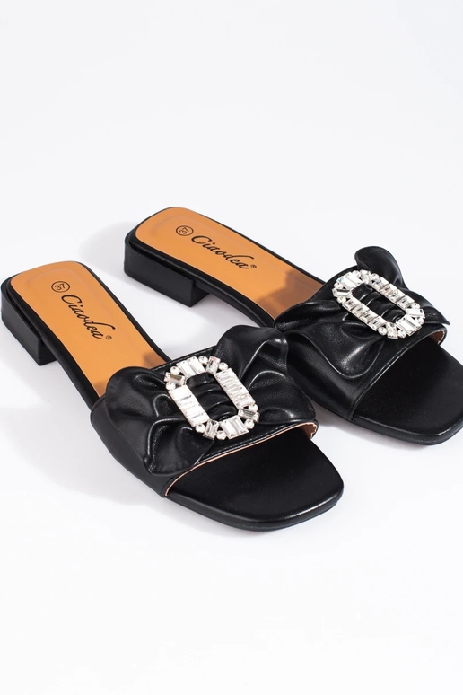 čierne Šľapky so stuhou Shelovet