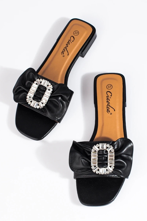 čierne Šľapky so stuhou Shelovet